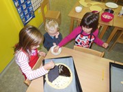 Pečeme chleba, housky, rohlíky, koláče